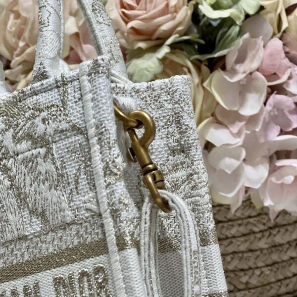 653324b009c4d.jpg 653324b009c4d.jpg