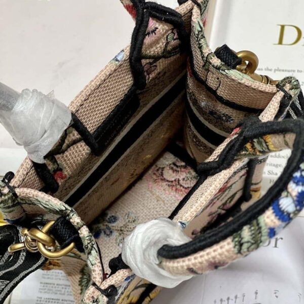 65332974b9d81.jpg 65332974b9d81.jpg