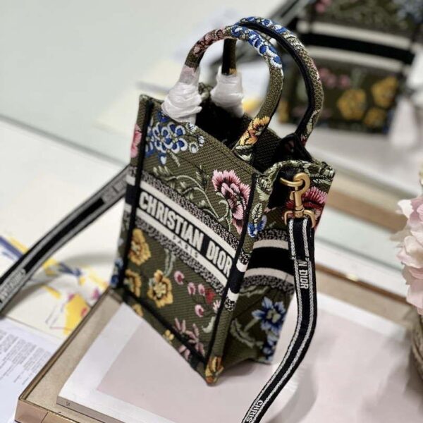 6533298eeaf5d.jpg 6533298eeaf5d.jpg