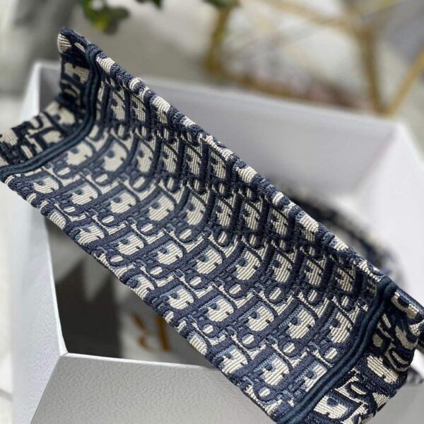 65333112300b8.jpg 65333112300b8.jpg