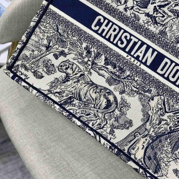 65333a68ada6d.jpg 65333a68ada6d.jpg