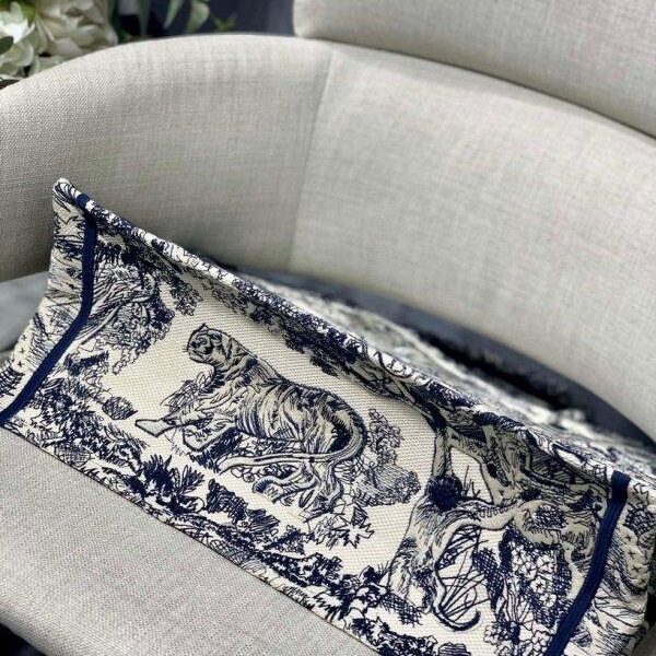 65333a6a3810c.jpg 65333a6a3810c.jpg