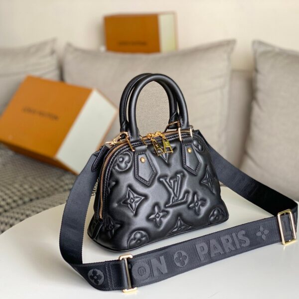 Replica-Louis-Vuitton-Alma-BB-Bag-Black-LV-M59793-3.jpg Replica-Louis-Vuitton-Alma-BB-Bag-Black-LV-M59793-3.jpg