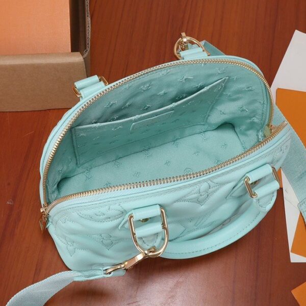 Replica-Louis-Vuitton-Alma-BB-Bag-Vert-dEau-Green-LV-M20855-9.jpg Replica-Louis-Vuitton-Alma-BB-Bag-Vert-dEau-Green-LV-M20855-9.jpg