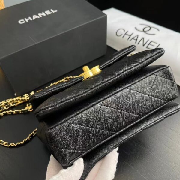 a69900-5.jpg a69900-5.jpg