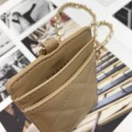 chanel-19-in-the-fall-of-the-new-camellias-work-the-cards-the-card-pack-86068-8.jpg