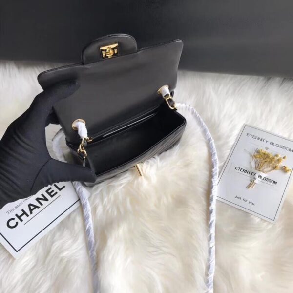 chanel-chevron-lambskin-17cm-classic-flap-bag-1115-4.jpg chanel-chevron-lambskin-17cm-classic-flap-bag-1115-4.jpg