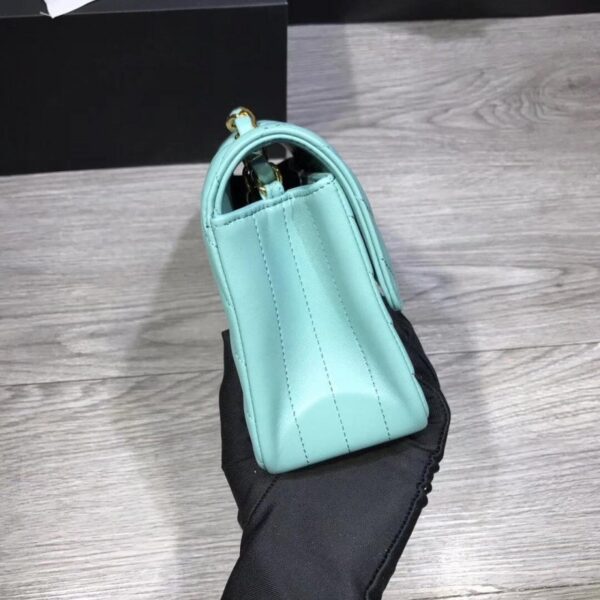 chanel-chevron-lambskin-20cm-classic-flap-bag-1116-4.jpg chanel-chevron-lambskin-20cm-classic-flap-bag-1116-4.jpg