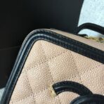 chanel-quilted-caviar-small-vanity-case-a93342-5.jpg