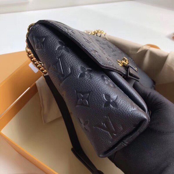 m43624-2.jpg m43624-2.jpg