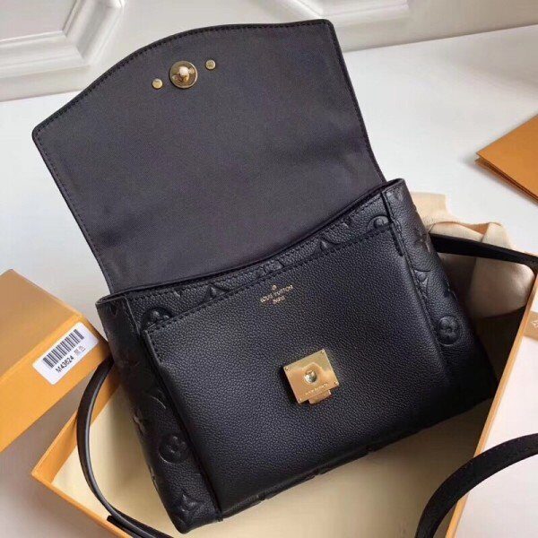 m43624-5.jpg m43624-5.jpg