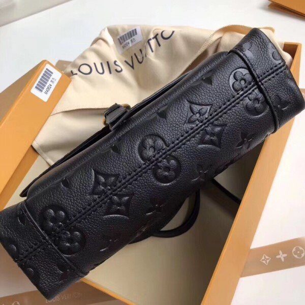 m43624-6.jpg m43624-6.jpg