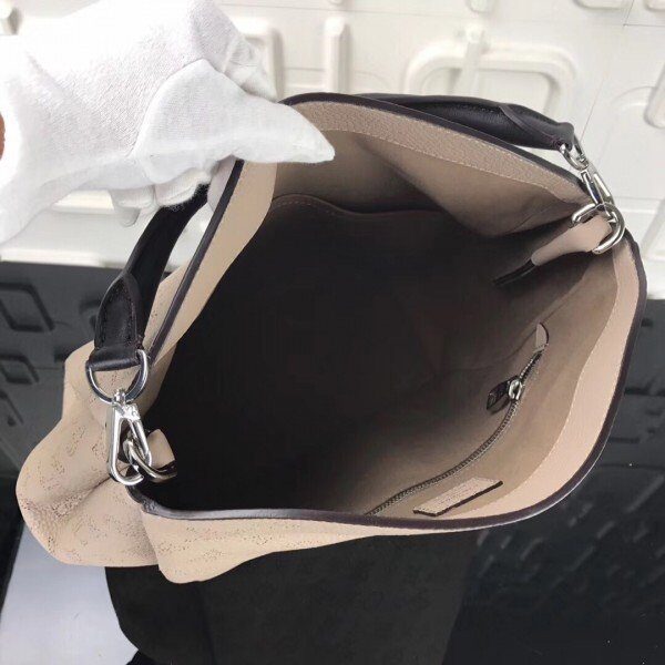 m50032-6.jpg m50032-6.jpg