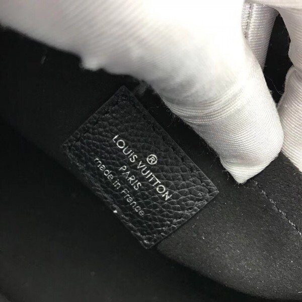 m51418-6.jpg m51418-6.jpg