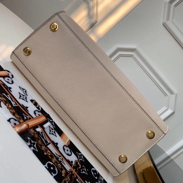 m53755-5.jpg m53755-5.jpg