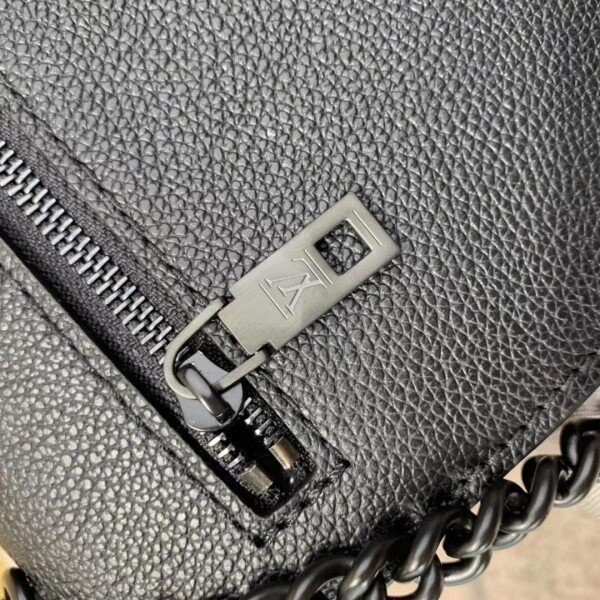 m55848-6.jpg m55848-6.jpg