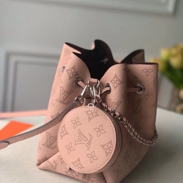 m57068-2.jpg m57068-2.jpg