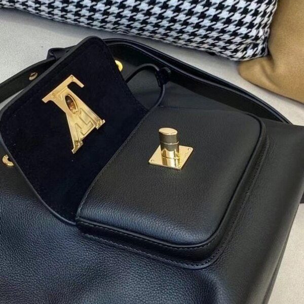 m57687-9.jpg m57687-9.jpg