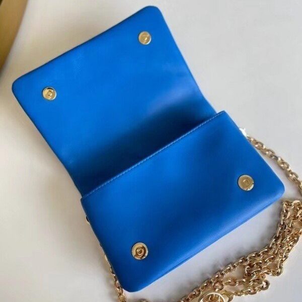 m80743-6.jpg m80743-6.jpg