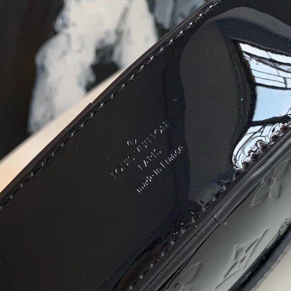 m90464-7.jpg m90464-7.jpg