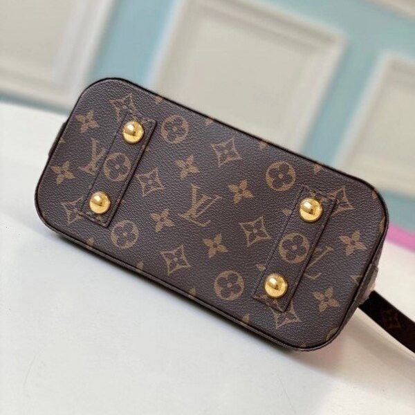 m90583-4.jpg m90583-4.jpg