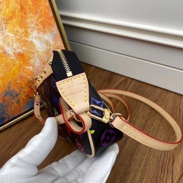 m92648-4.jpg m92648-4.jpg