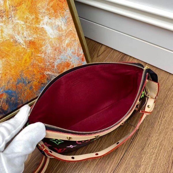 m92648-8.jpg m92648-8.jpg