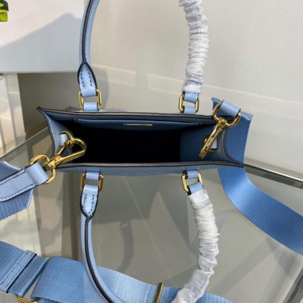 65324e245d5e2.jpg 65324e245d5e2.jpg