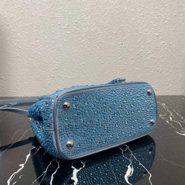 653250d9abddd.jpg 653250d9abddd.jpg