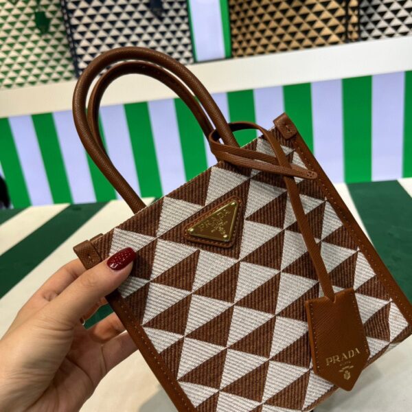 65325185e1be8.jpg 65325185e1be8.jpg