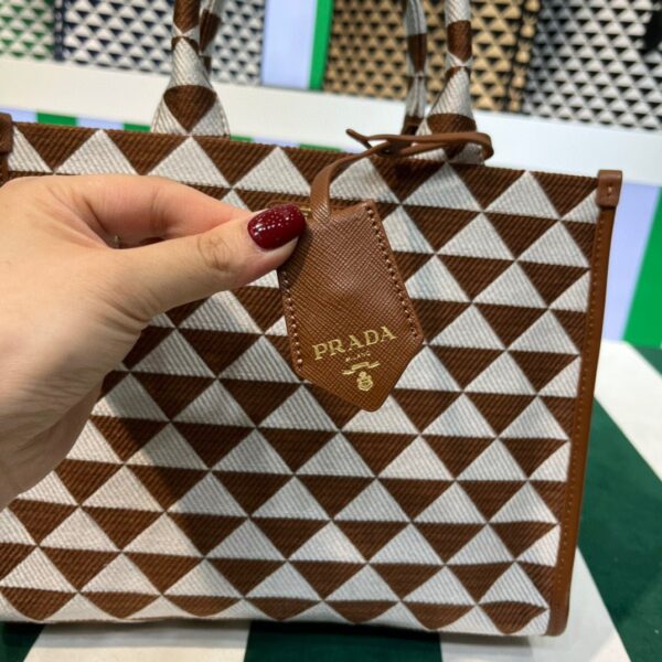 6532519a3ec62.jpg 6532519a3ec62.jpg