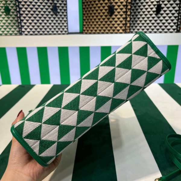 653251ca1e7b6.jpg 653251ca1e7b6.jpg