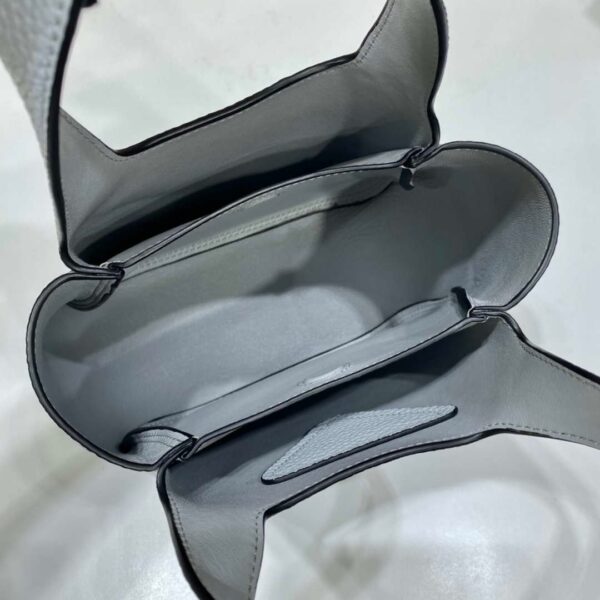 6532535fe75b7.jpg 6532535fe75b7.jpg