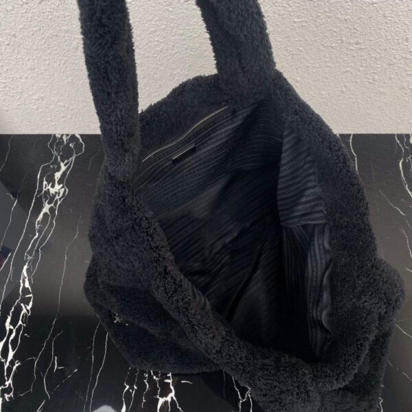 653253cd3f33d.jpg 653253cd3f33d.jpg