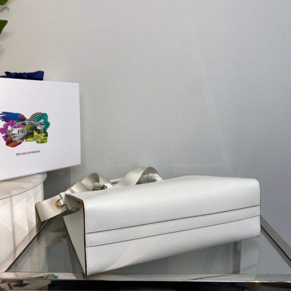 6532545789b68.jpg 6532545789b68.jpg