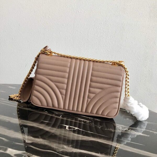 6532556a97484.jpg 6532556a97484.jpg