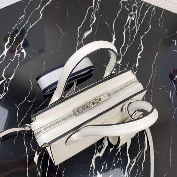 65325940274d2.jpg 65325940274d2.jpg