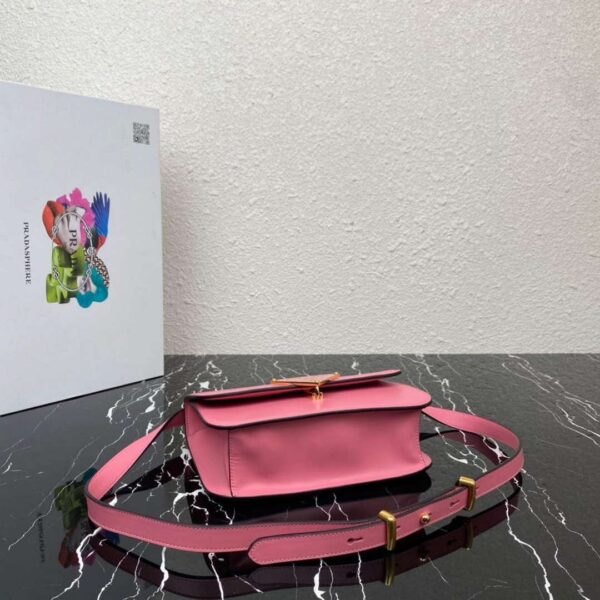 653259e1c044f.jpg 653259e1c044f.jpg